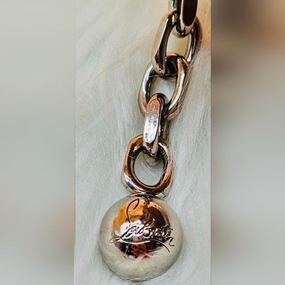 Christian Louboutin Taupe Trophe Chain Shoulder Crossbody/Shoulder bag - Picture 7 of 10